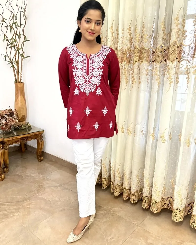 Thread Embroider Short Top