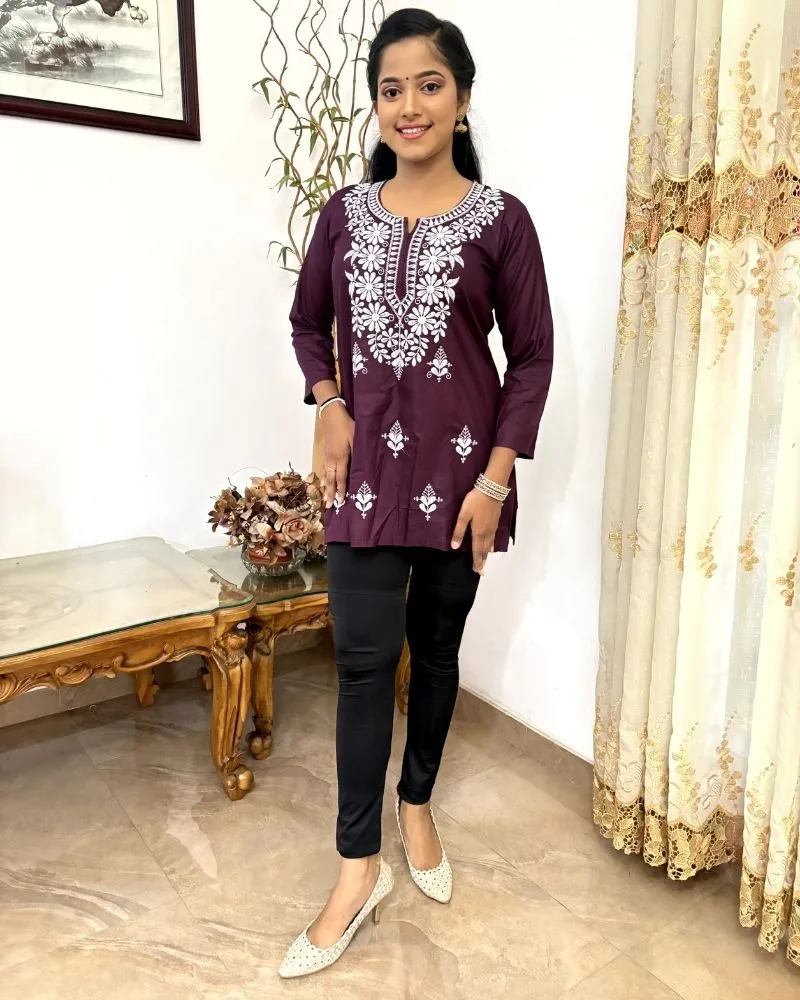Thread Embroider Short Top