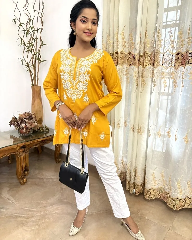Thread Embroider Short Top