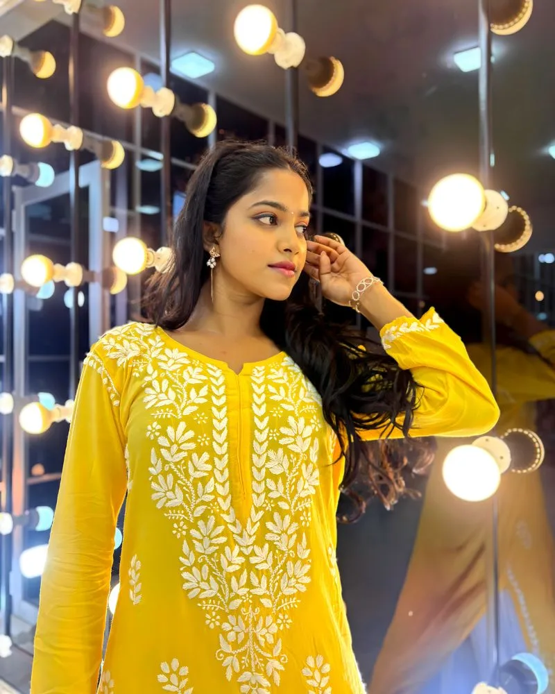 Chikankari Kurthi Top