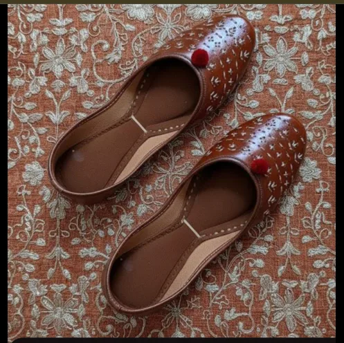 Women's Casual Brown Rajasthani Juti's Mojari's Jutti shoes, handcrafted from genuine leather